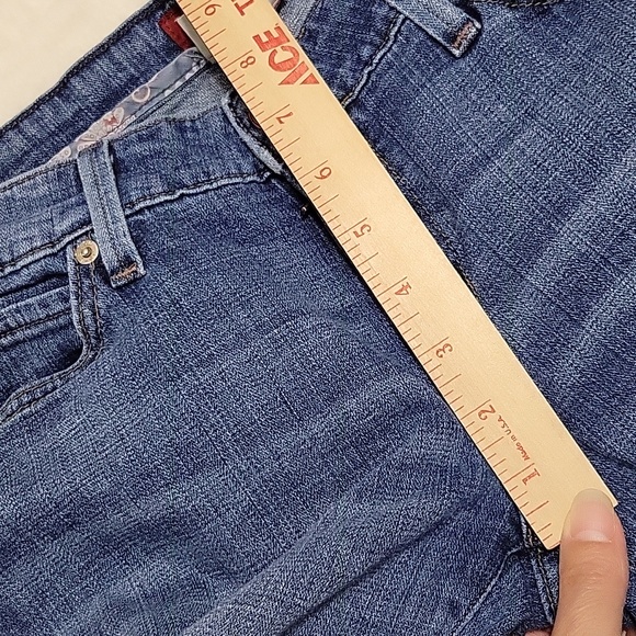 Ladies Levi's Blue Comfortable Low Bootcut Stretch Denim Jeans - Picture 10 of 12